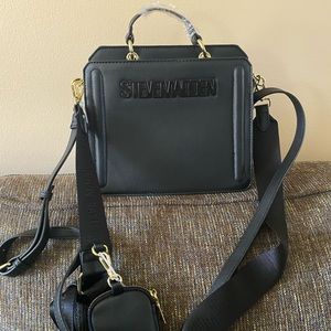 *VIRAL TIKTOK* Steve Madden Crossbody Tote